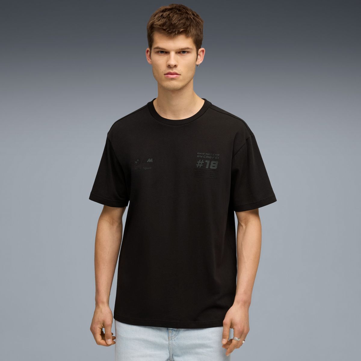 BMW 曹斐房車賽T恤 (模特正面圖)